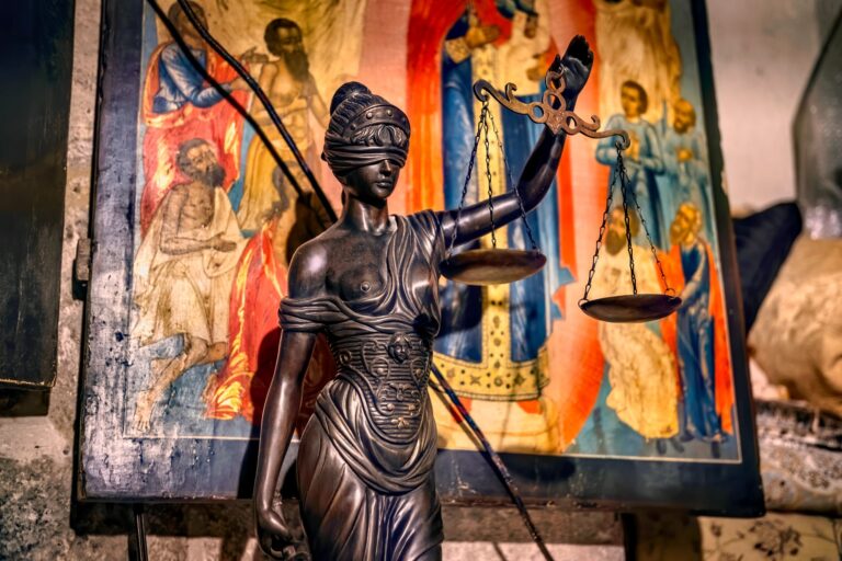 Justice : informer sans anticiper la culpabilité
