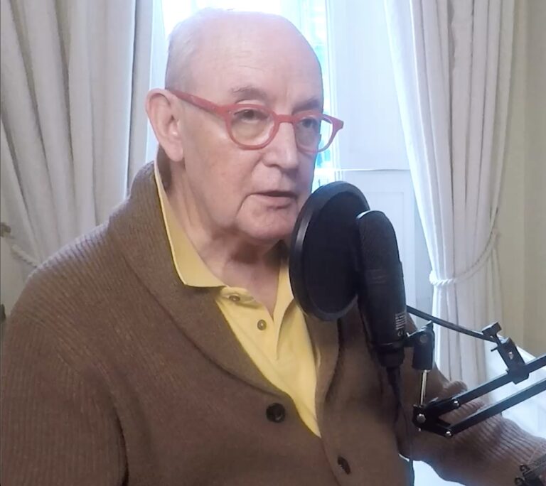 Podcast d’actualité : vérifier les faits avant diffusion
